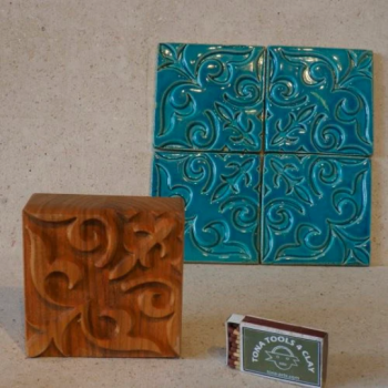 Fliesenstempel aus Hartholz