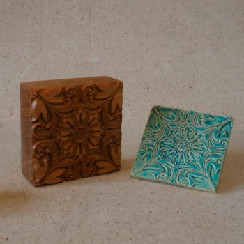 Fliesenstempel aus Hartholz