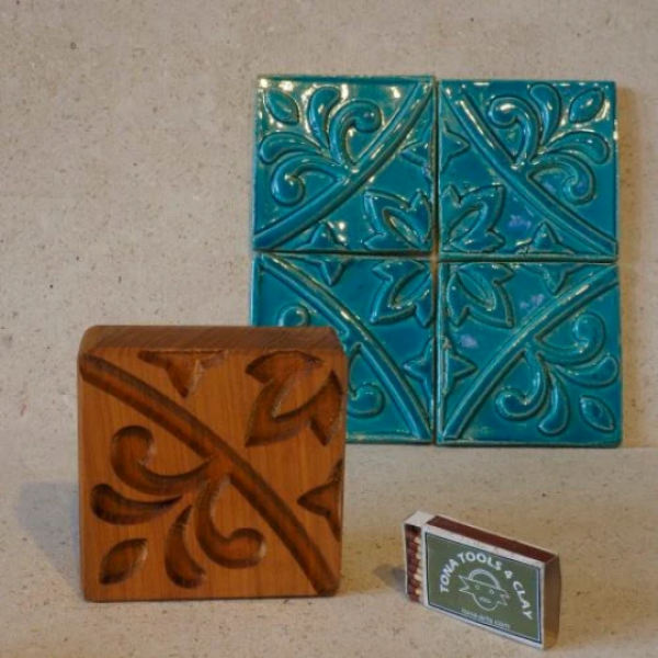 Fliesenstempel aus Hartholz Fliesenstempel aus Hartholz
